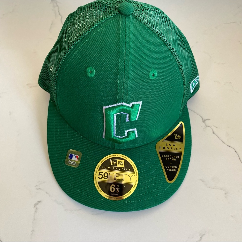 Cleveland Guardians New Era Fitted Hat NWT